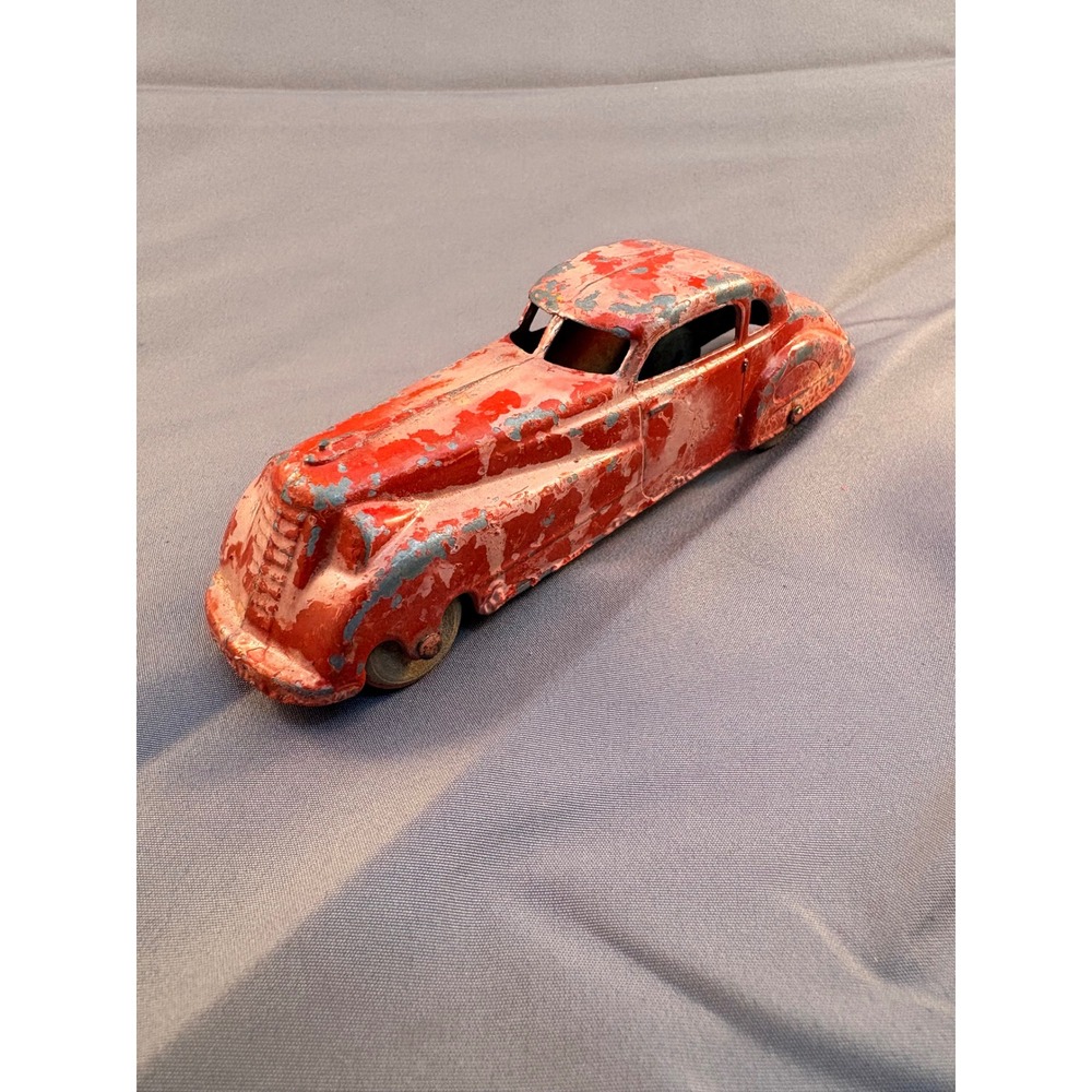 Vintage Cast Iron Toy Car Red Streamline Coupe Made in USA 5.5 Inch E-18